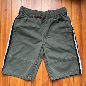 Art Class khaki shorts